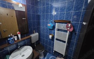 Apartament 2 camere Dambovita  etaj 1 cu centrala - Poză 8