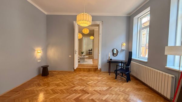 Apartament în vilă în București: ce să urmărești înainte să cumperi