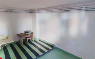 Casa singur in curte cu acces auto si teren  Ultracentral - Poză 7