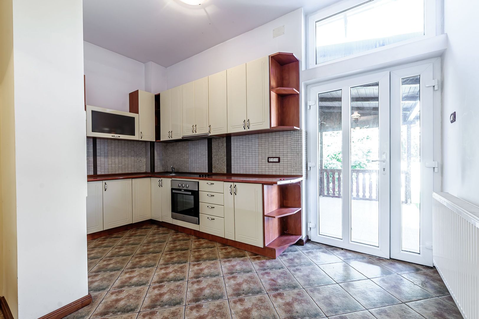 Proprietate rară pe Malul Mureșului confort, intimitate și spațiu - Poză 6