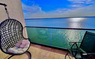 Apartament 2 camere Vila Sophia 1 - Vedere frontala la lac - Poză 17