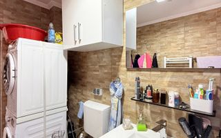 Apartament la cheie / etaj intermediar / Zona Eroilor - Poză 9