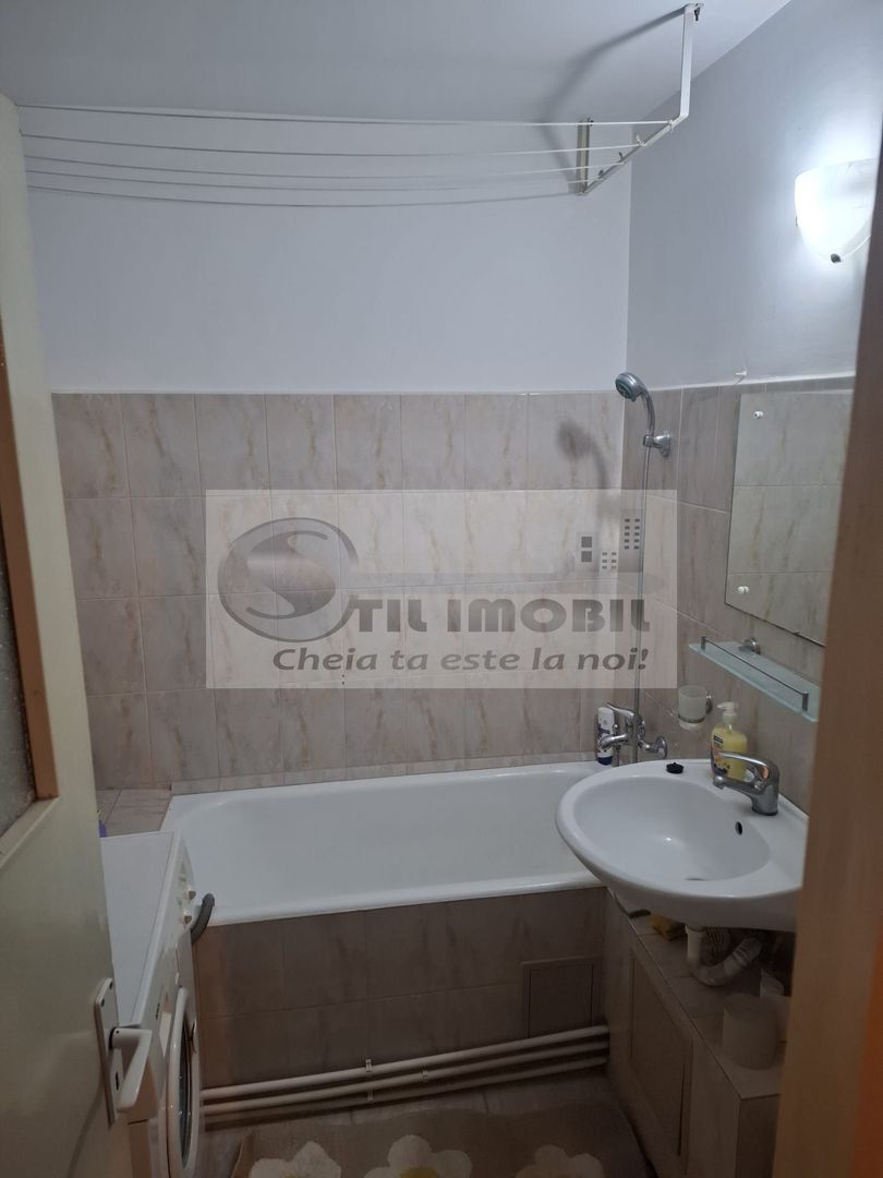 Apartament de vanzare 3 camere lângă Palas - Poză 8
