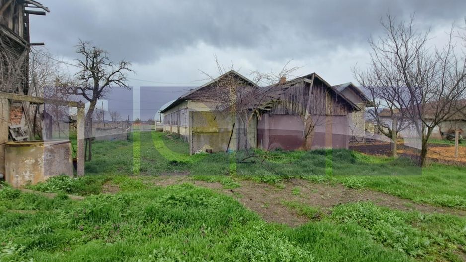 CASA | TEREN 2000 MP | CURTE GENEROASA | IDEAL PENTRU GRADINA SAU LIVADA - Poză 11