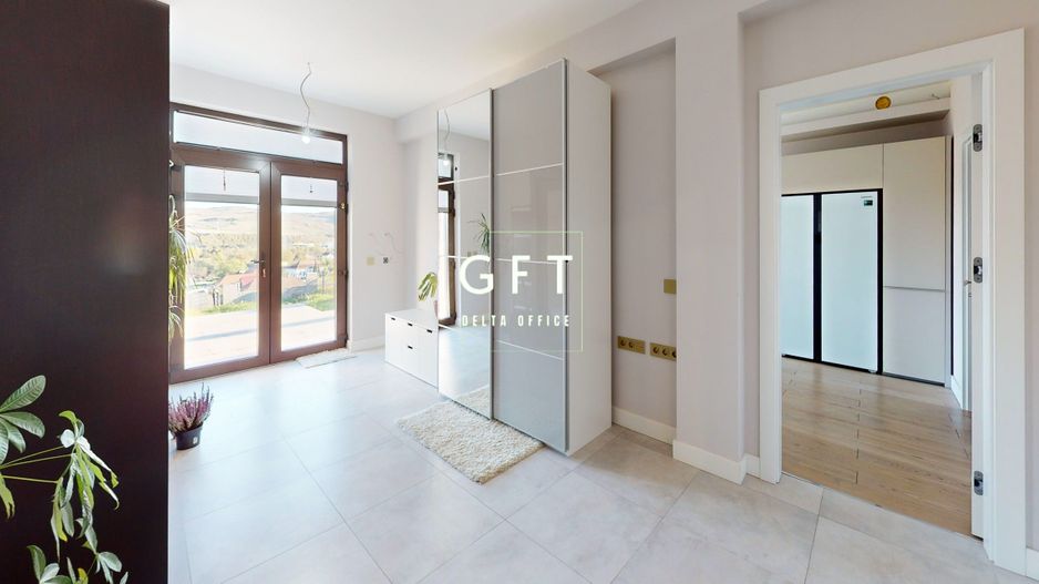 Casa moderna+2100 mp teren de vanzare. - Poză 10