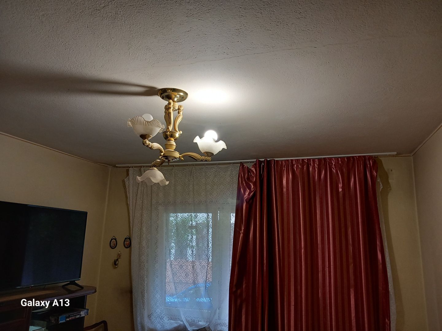 Ag EUROPA vinde ap 3 cam. PARTER 95mp zona ULTRACENTRALA. - Poză 3