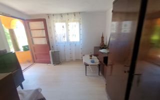 Căsuță autentică românească între două dealuri–colț de liniște  în Botesti, Arge - Poză 4