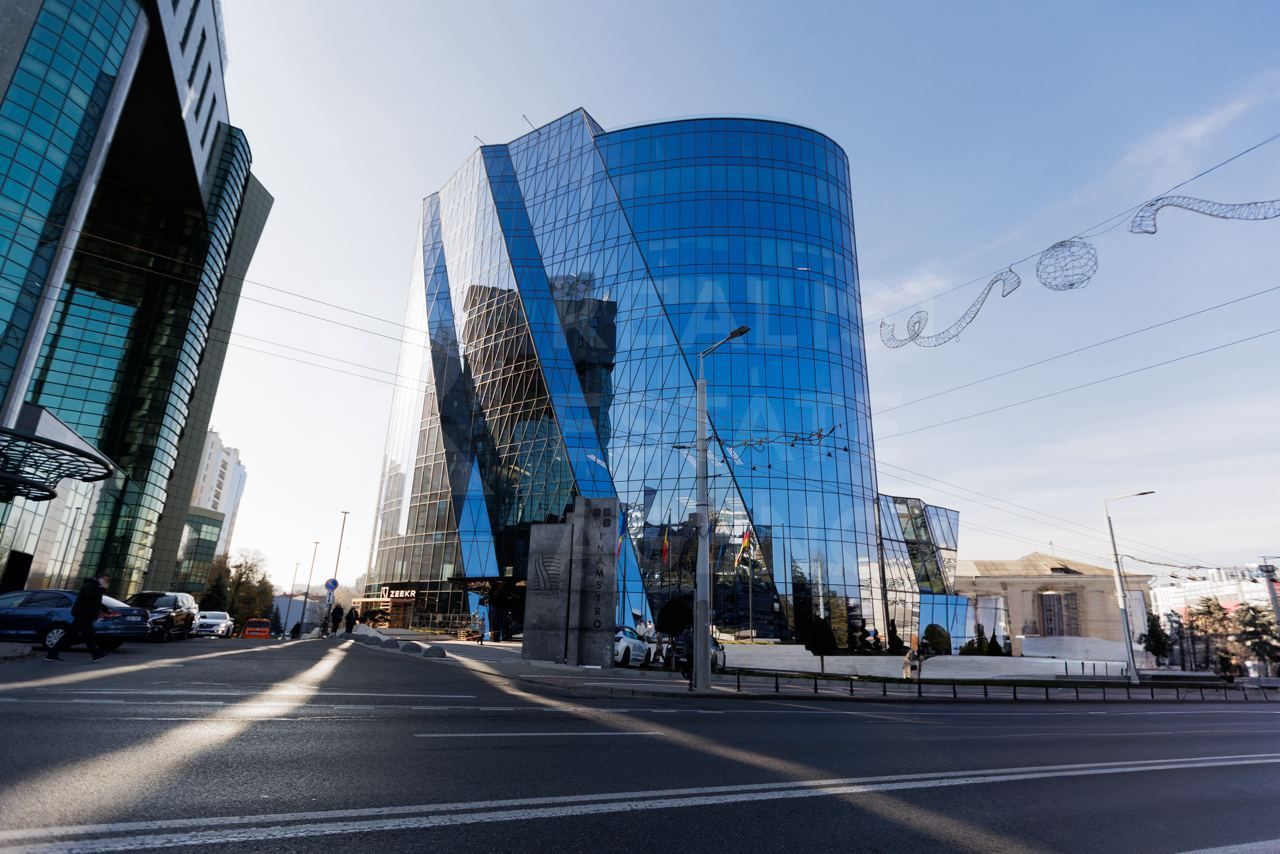 Chirie, spațiu comercial, 362 mp, bd. Ștefan cel Mare și Sfânt, Centru - Poză 1