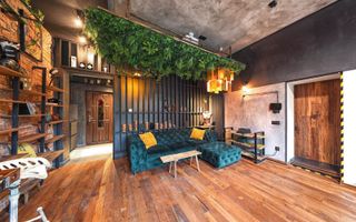 Bijuterie arhitecturală cu dotări smart in centrul Brasovului - Poză 3