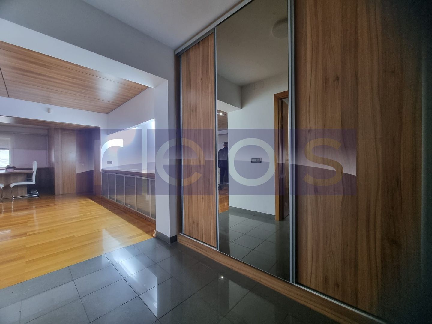 VANZARE 3 CAMERE -  SEMIDECOMANDAT - Mall Vitan - Poză 6