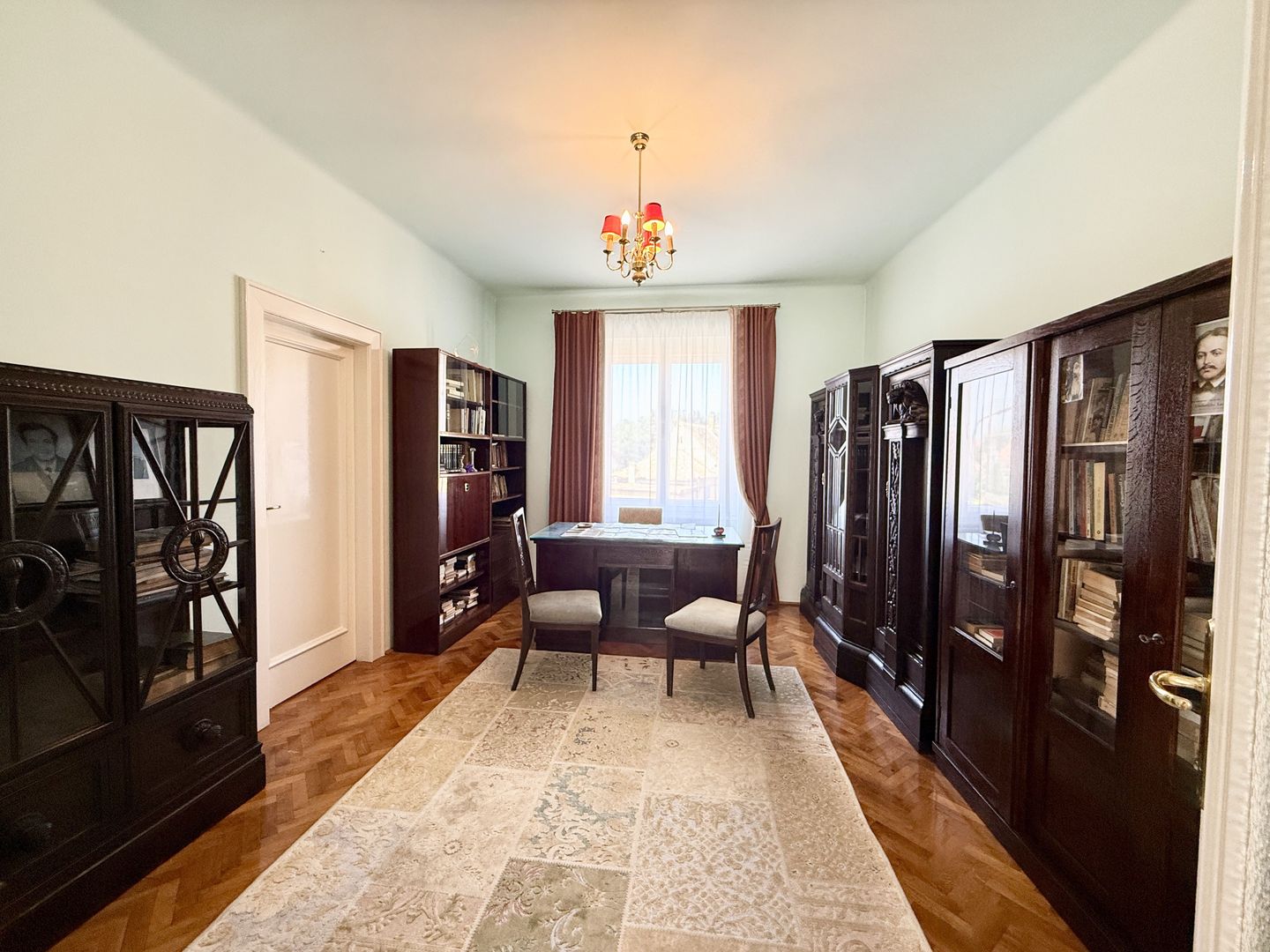 Apartament mobilat si utilat complet, zona centrala, 4 camere, 2 bai - Poză 8