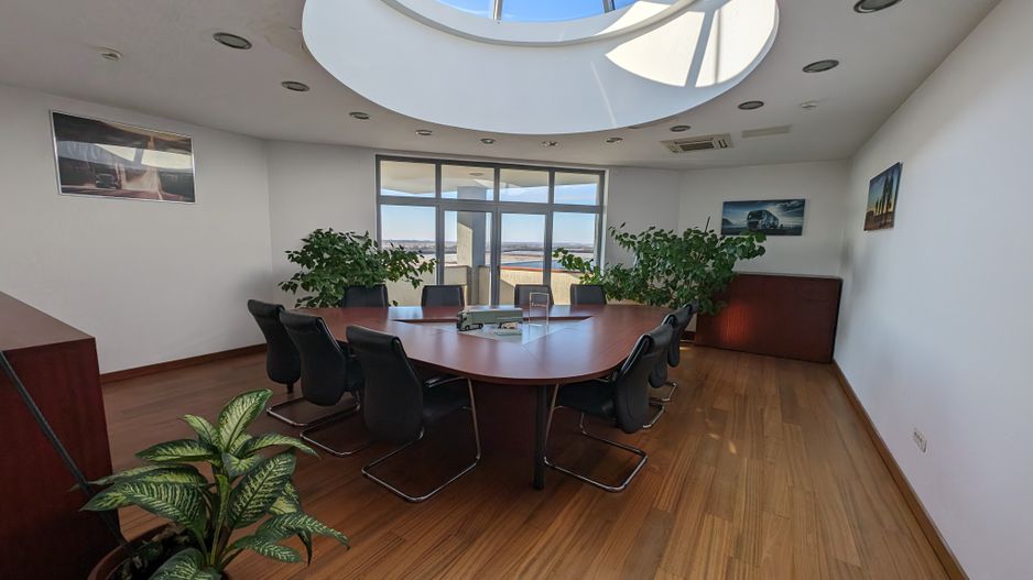 Hala cu teren generos langa acces A1 - Poză 3