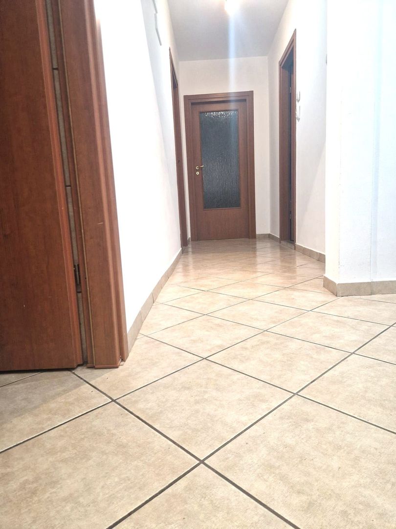 🏡 ]nchiriez 2 camere, loc de parcare inclus, Arena Națională, Bd. Basarabia - Poză 3