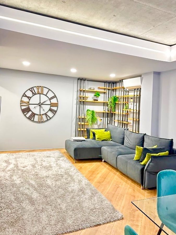 Închiriere apartament 3 camere, 137mp  | Loc de Parcare - Poză 1