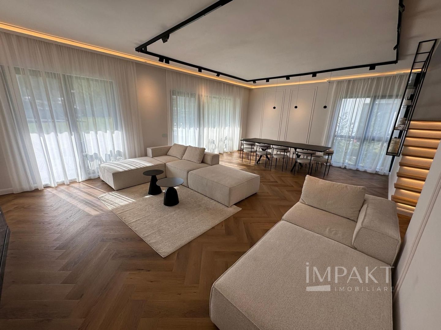 Casa individuala cu psicina si teren de 625 mp, Andrei Muresanu! - Poză 1