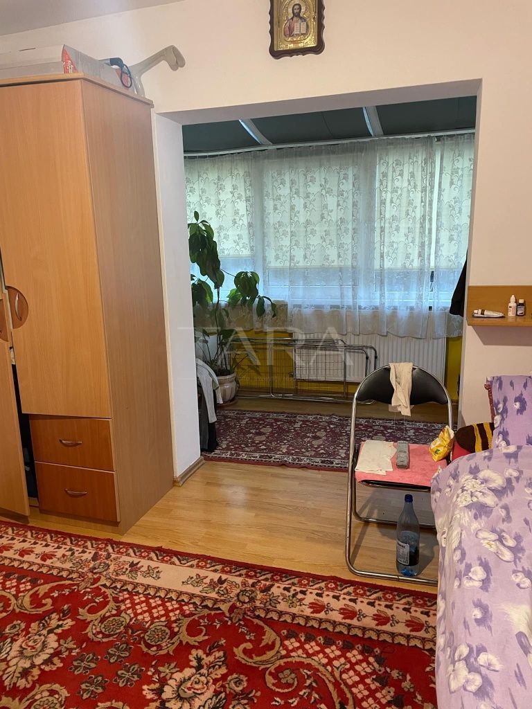 Apartament spațios cu 3 camere,  central Apahida. - Poză 4