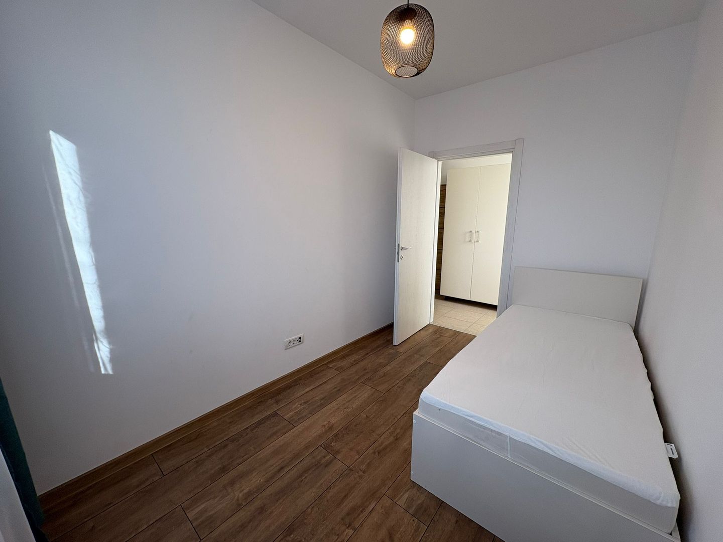 AP. 3 CAMERE POPESTI-LEORDENI, BLOC NOU, PARCARE, METROU 5 MINUTE - Poză 7