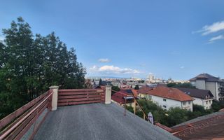 Apartament in casă, într-o zonă exclusivistă, priveliște deosebită. - Poză 6