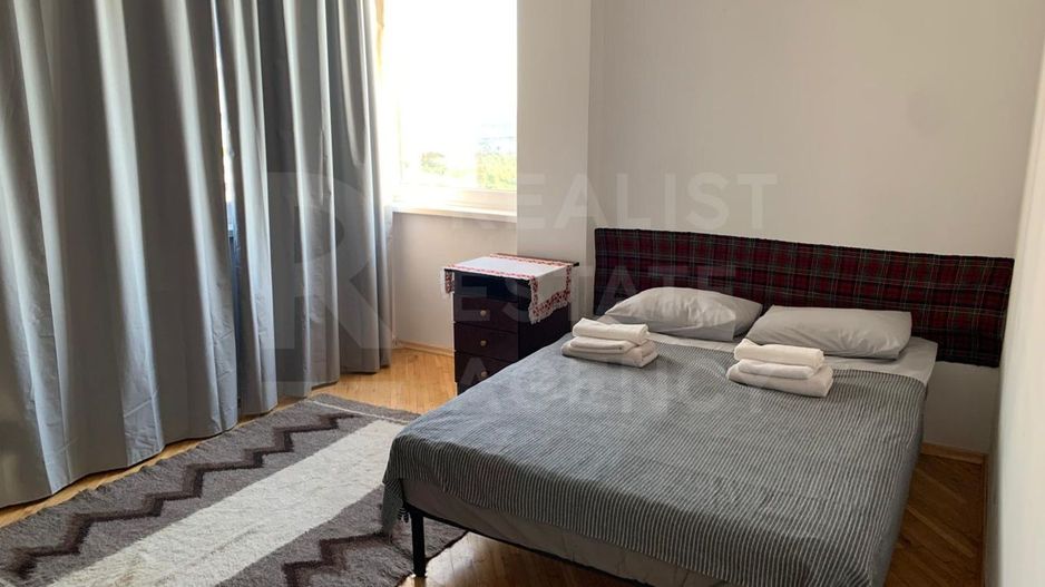 Chirie, apartament, 3 camere, bulevardul Traian, Botanica - Poză 1