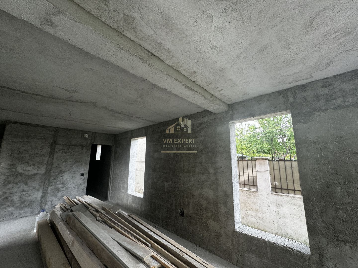 VILA 5 CAMERE, ZONA ULTRA CENTRALA, CAMPULUNG MUSCEL, TEREN 500 MP - Poză 39