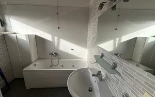 Apartament 3 camere cu terasa de 38 mp - Poză 14
