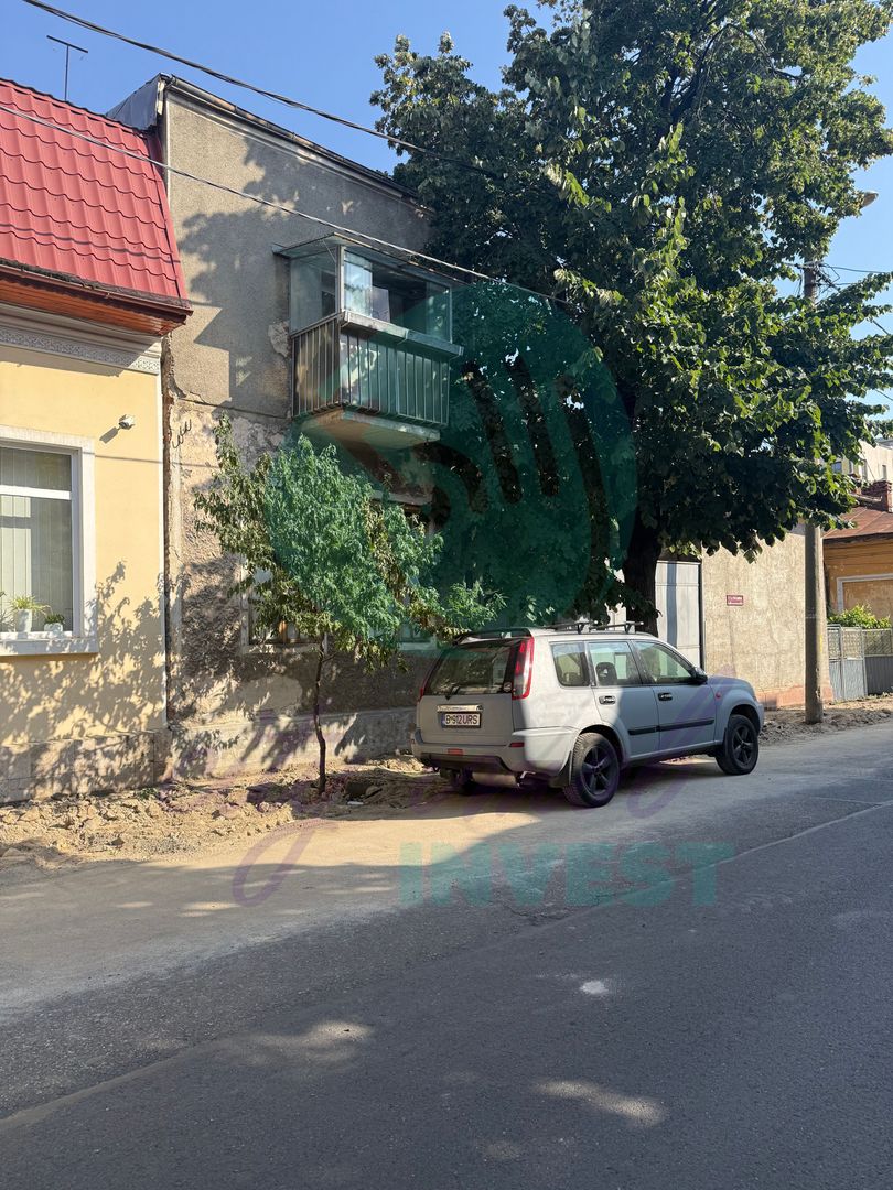 Casa singura in curte zona Mall Vitan - Poză 2