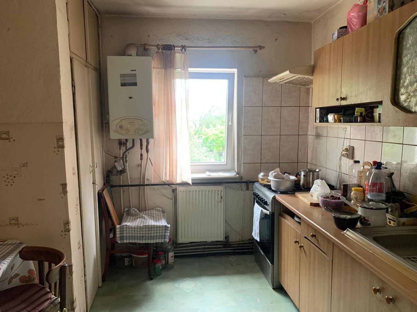 Apartamet 4 camere - 80 mp - etaj 2/4 - Zona Autogara Fany - Poză 2