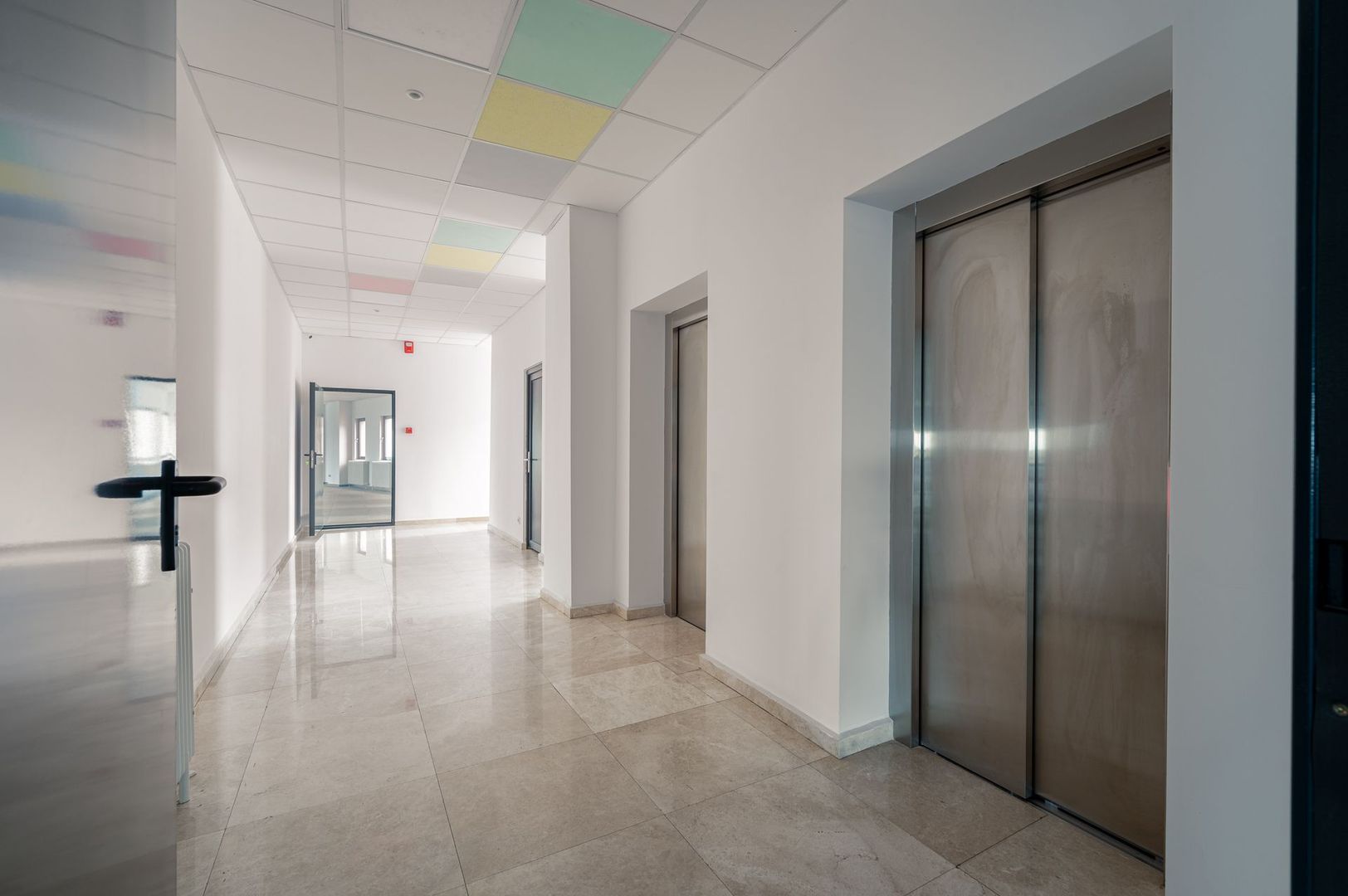 Spațiu de birouri de inchiriat in zona Baicului/ Pantelimon - Poză 10