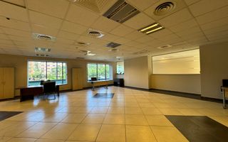 Spatiu comercial stradal *184mp* + curte *260mp* // Grozavesti - Poză 8