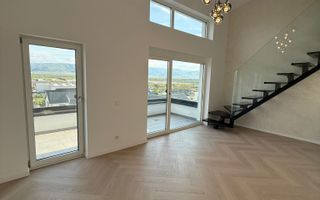 Lux și lumină – Penthouse cu terasă și vedere panoramică - Poză 1