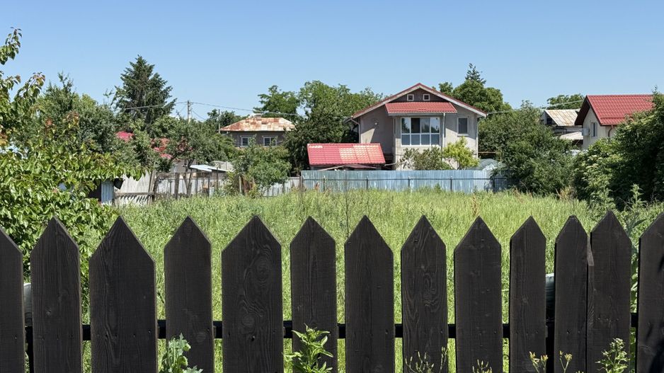 Teren central cu Autorizație de construire pt 2 vile - Poză 4