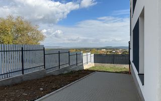 Casă nouă, cu pivniță, pod și 3 dormitoare – situată pe colț - Cisnadie - Poză 5