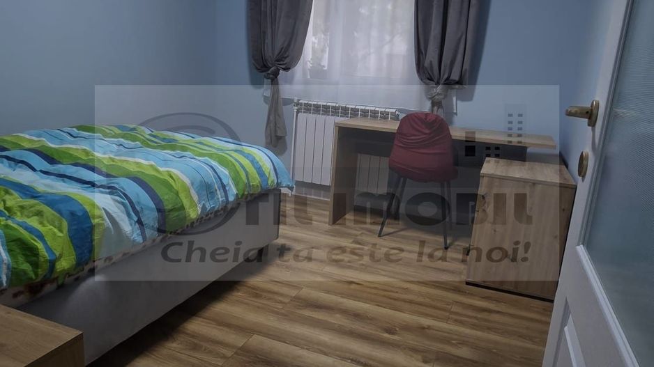 Apartament 3 camere decomandat  Podu Ros Cotnari 150.000 euro - Poză 3