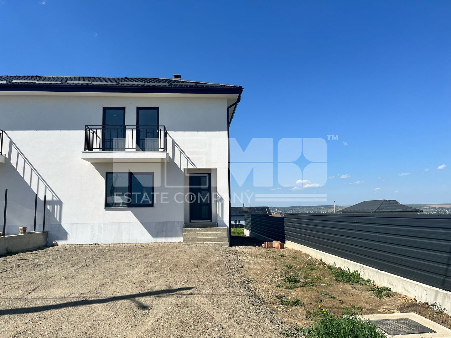 Duplex De Vanzare I Ipotesti, Suceava I Pret: 145.000 € - Poză 1