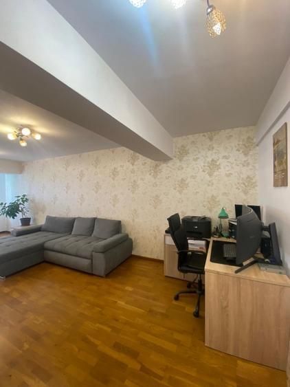 Apartament luminos, parcare inclusă, complex privat 2020 - Poză 1