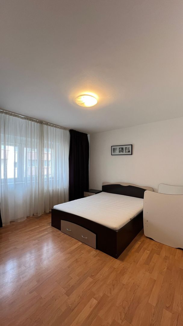 2 camere langa Mall Vitan | decomandat - Poză 5