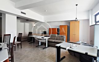 Casa de vanzare cu 7 camere în zona Dimitrie Cantemir, Oradea - Poză 6