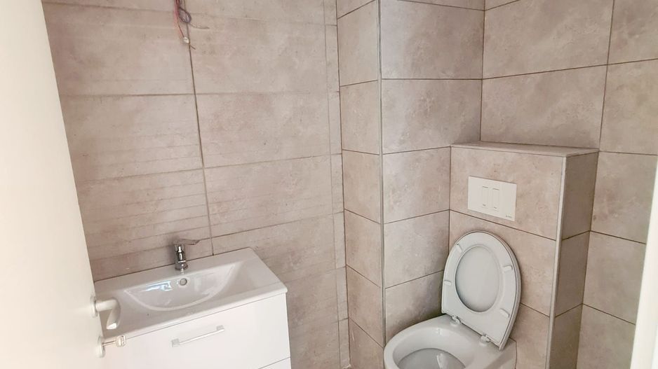 Apartament 3 camere de vanzare - Poză 8