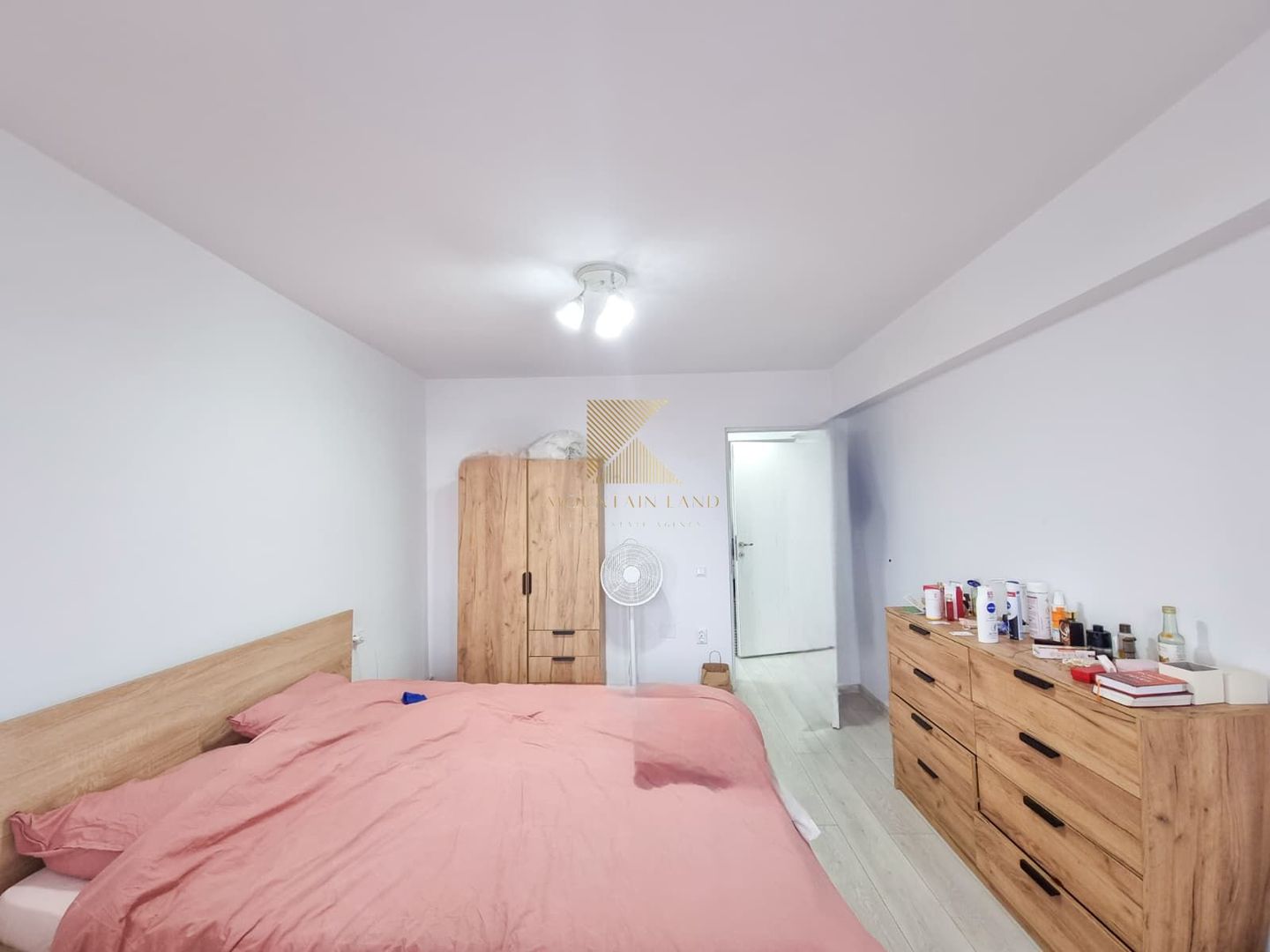 Apartament de 2 camere, semidecomandat, etaj 6/8, mobilat, Victoriei4 - Poză 8