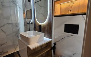 2 camere decomandat, renovat lux, mobilat – Metrou 1 Decembrie - Poză 1