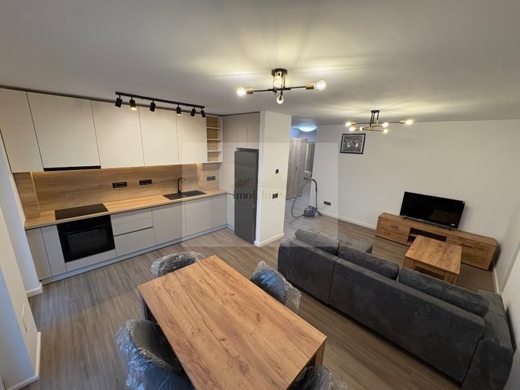 Apartament modern cu 3 camere de închiriat – Elite City, Parcare - Poză 1