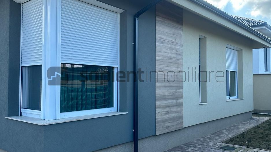 CASA NOUA DE VANZARE IN ORADEA - Poză 4