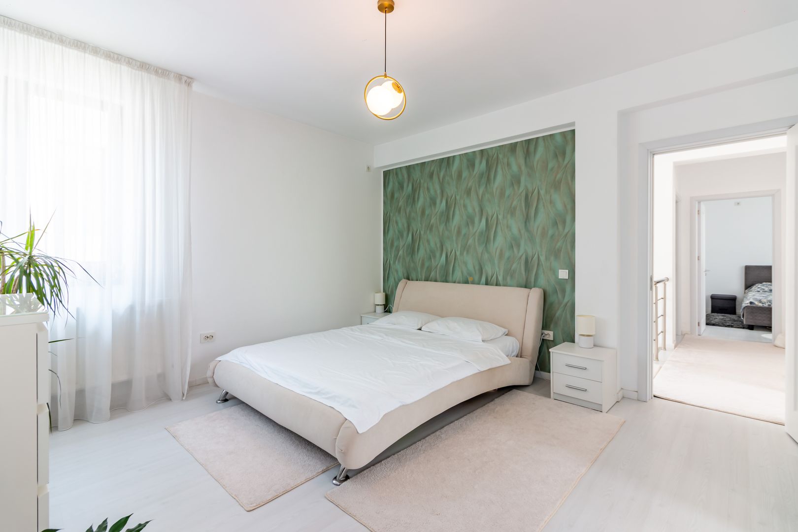 Casă / Vilă cu 4 camere de vânzare Tunari - Poză 8