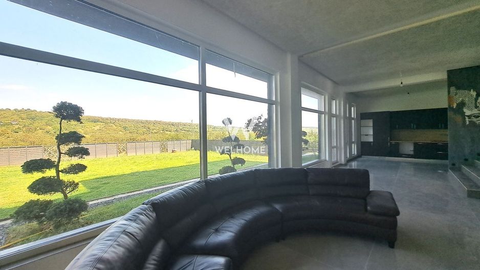 Vilă modernă premium cu piscină interioară, teren 1200 mp și panoramă - Poză 30