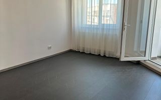 De vanzare apartament cu 3 camere, zona Faleza, etaj 7/8, 149.000 euro - Poză 6
