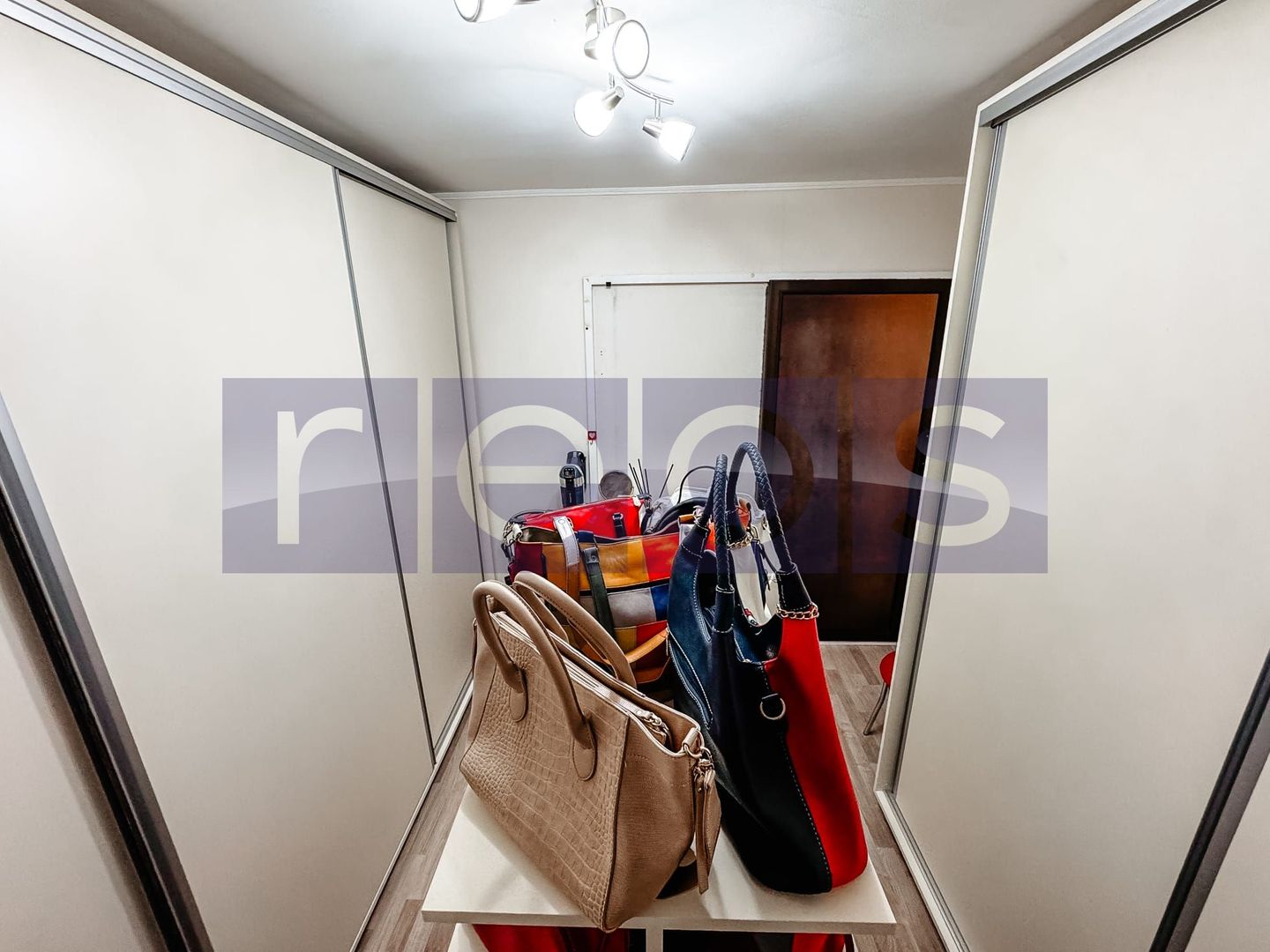 VANZ ARE 3 CAMERE ZONA FIZICIENILOR | BLOC ANVELOPAT | CENTRALA | - Poză 20