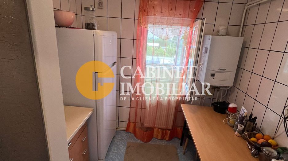 Apartament 3 Camere - SEMICENTRAL - Poză 5