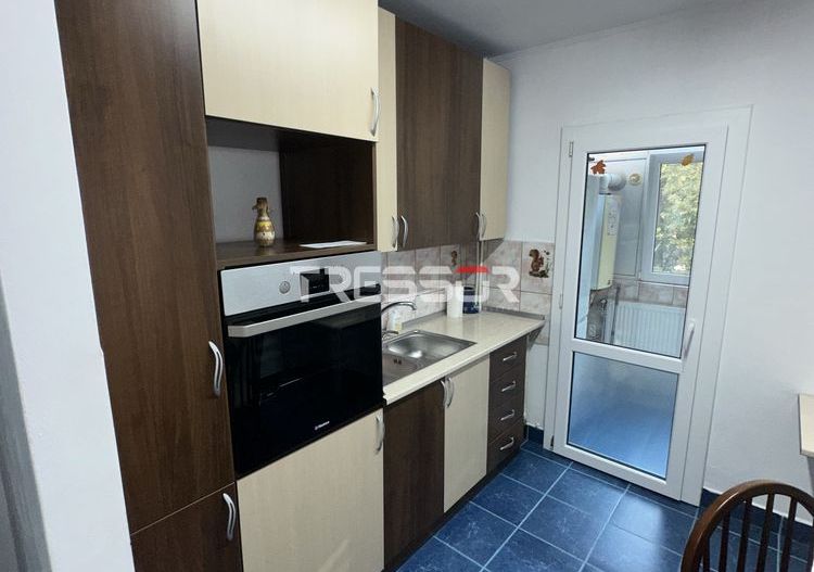APARTAMENT 3 CAMERE DE ÎNCHIRIAT, POARTA 6 - Poză 6