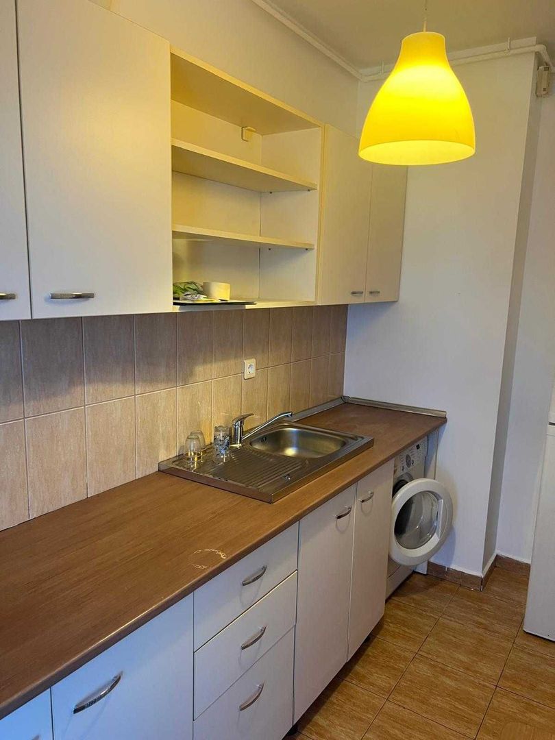 De vanzare garsoniera in Titan -Complex Rasarit de Soare, Parcare - Poză 3