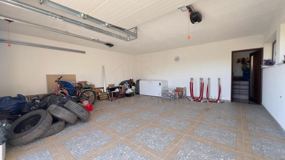 Vilă P+M cu teren de 4.200 mp – Onești - Poză 30